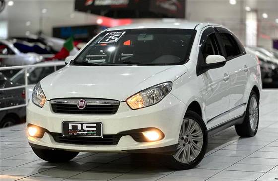 FIAT GRAND SIENA 1.6 MPI ESSENCE 16V FLEX 4P MANUAL